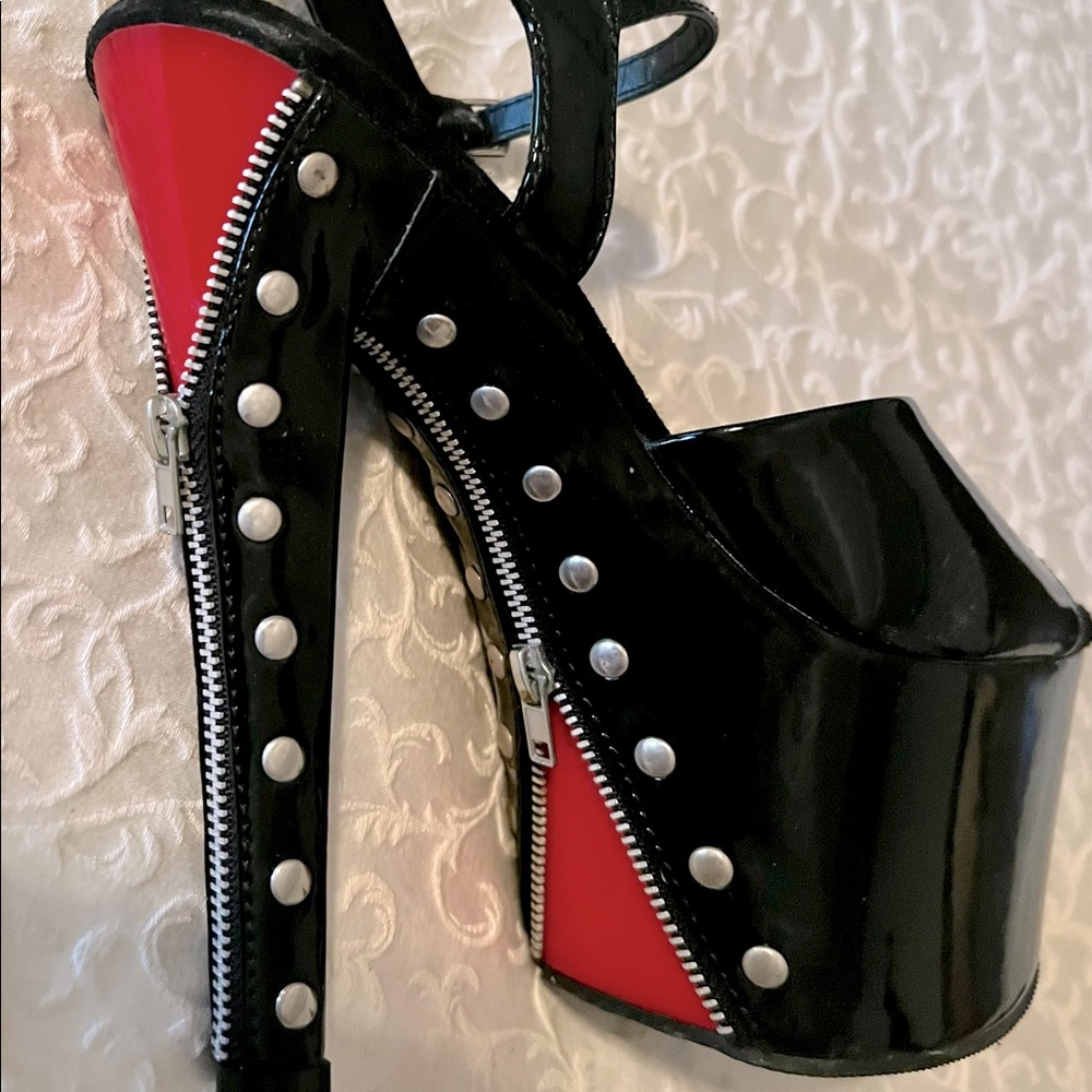 Awesome sandal style pole dance, other dance, or club shoes